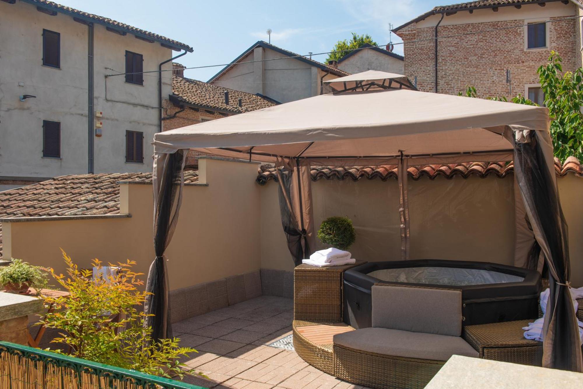 Byvigin Hotel Magliano Alfieri Kültér fotó