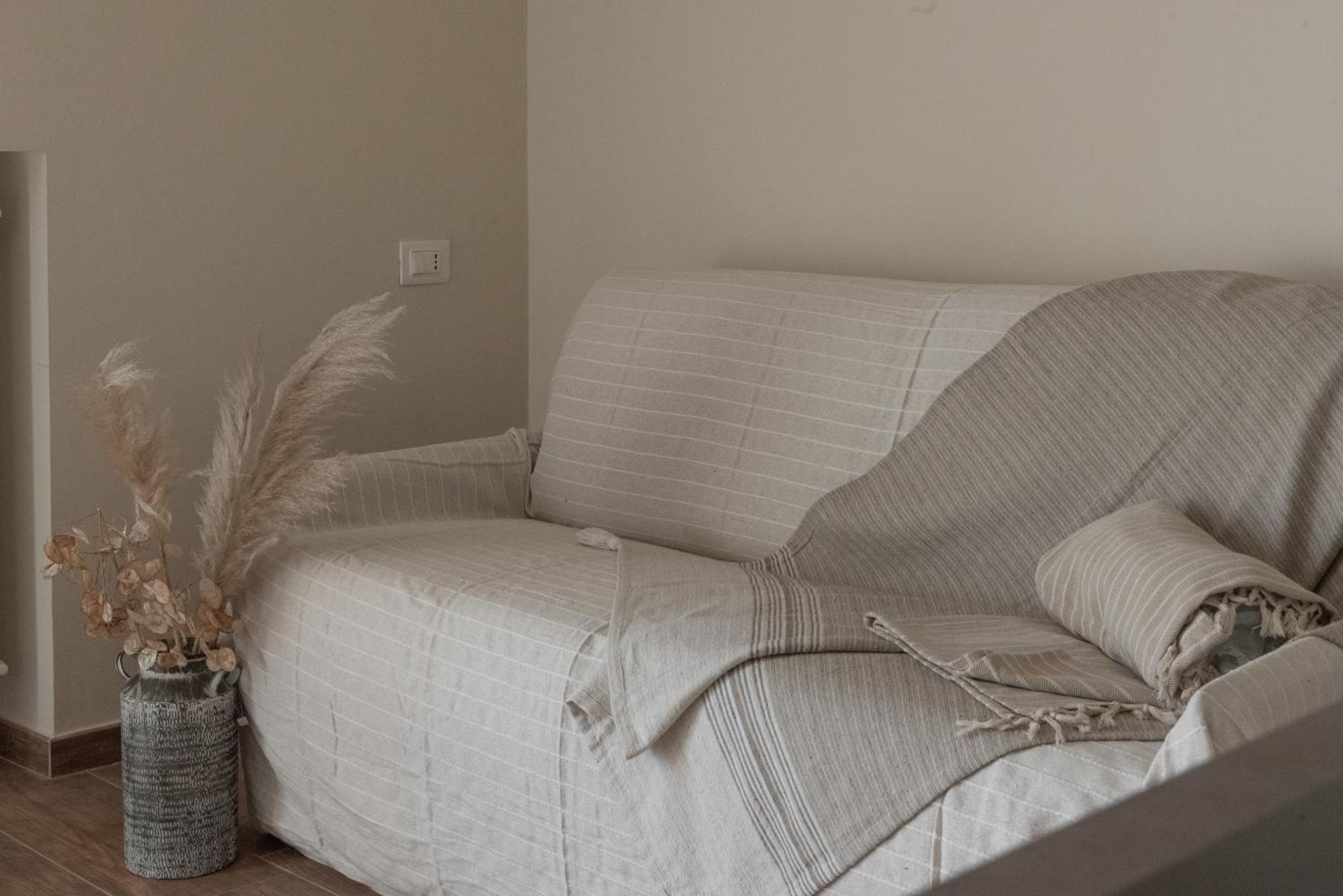 Byvigin Hotel Magliano Alfieri Kültér fotó
